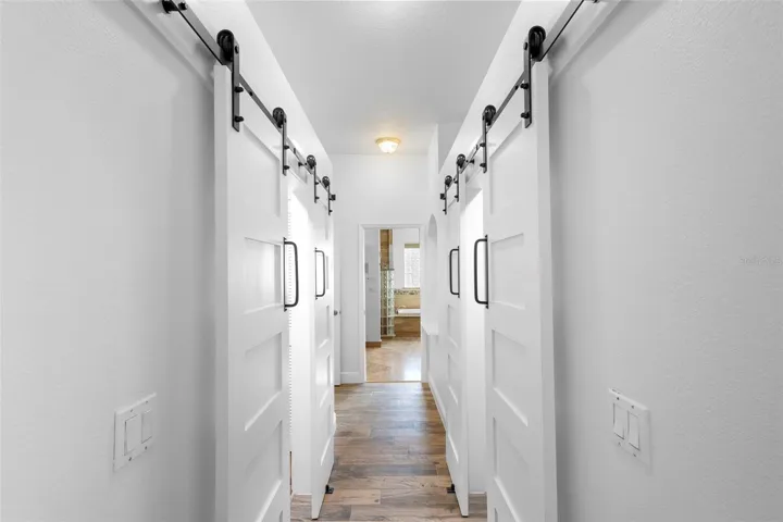DUAL WALK-IN CLOSETS