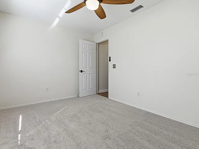3rd Bedroom - No Closet brand new carpet