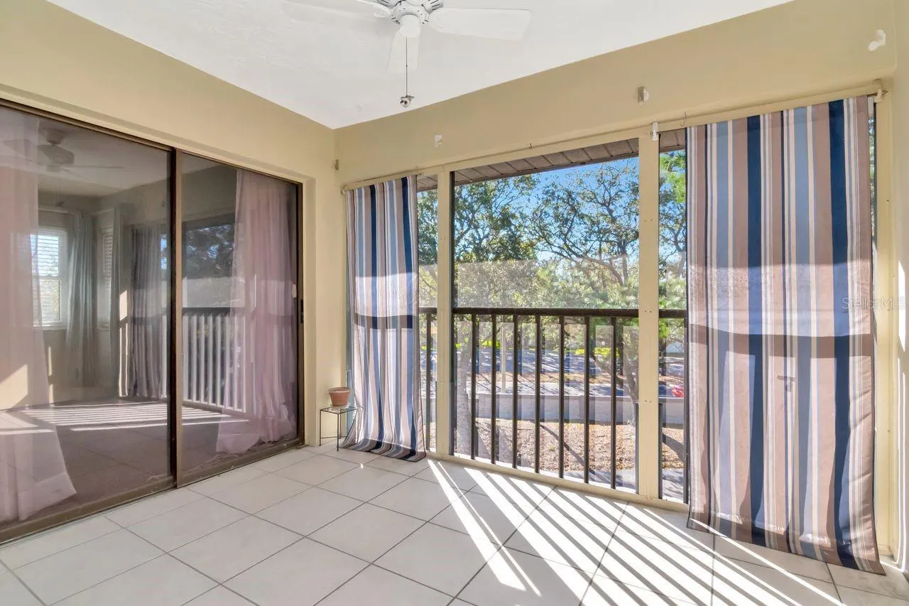 Screened Balcony