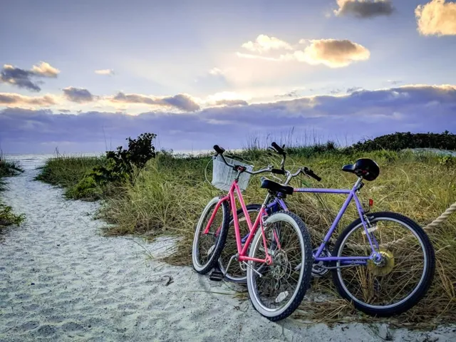 Perfect for biking and outdoor recreation close to the beach