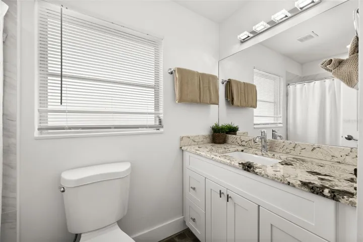 2nd Full Bath / Guest Bath