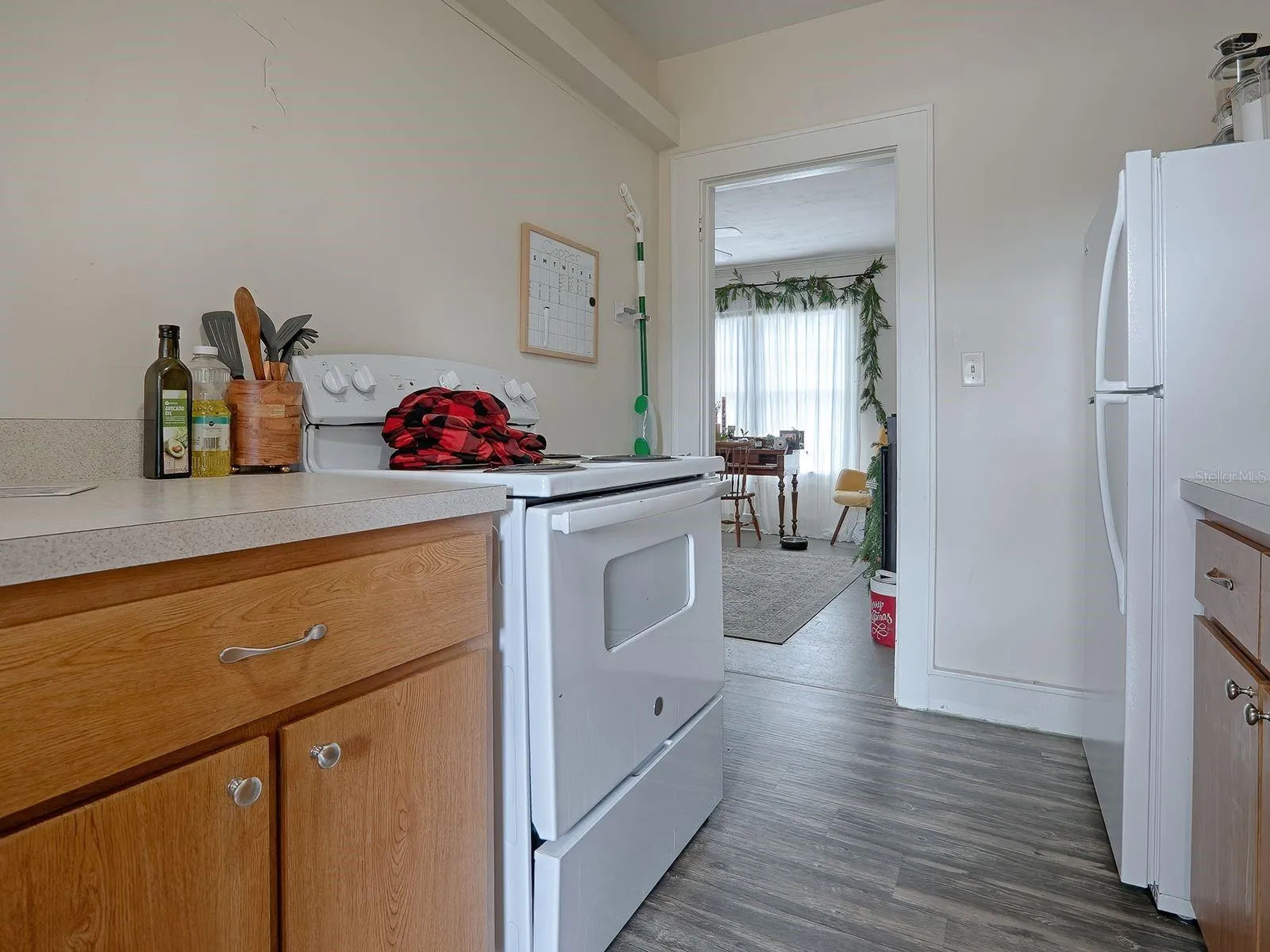 Unit#2_Kitchen