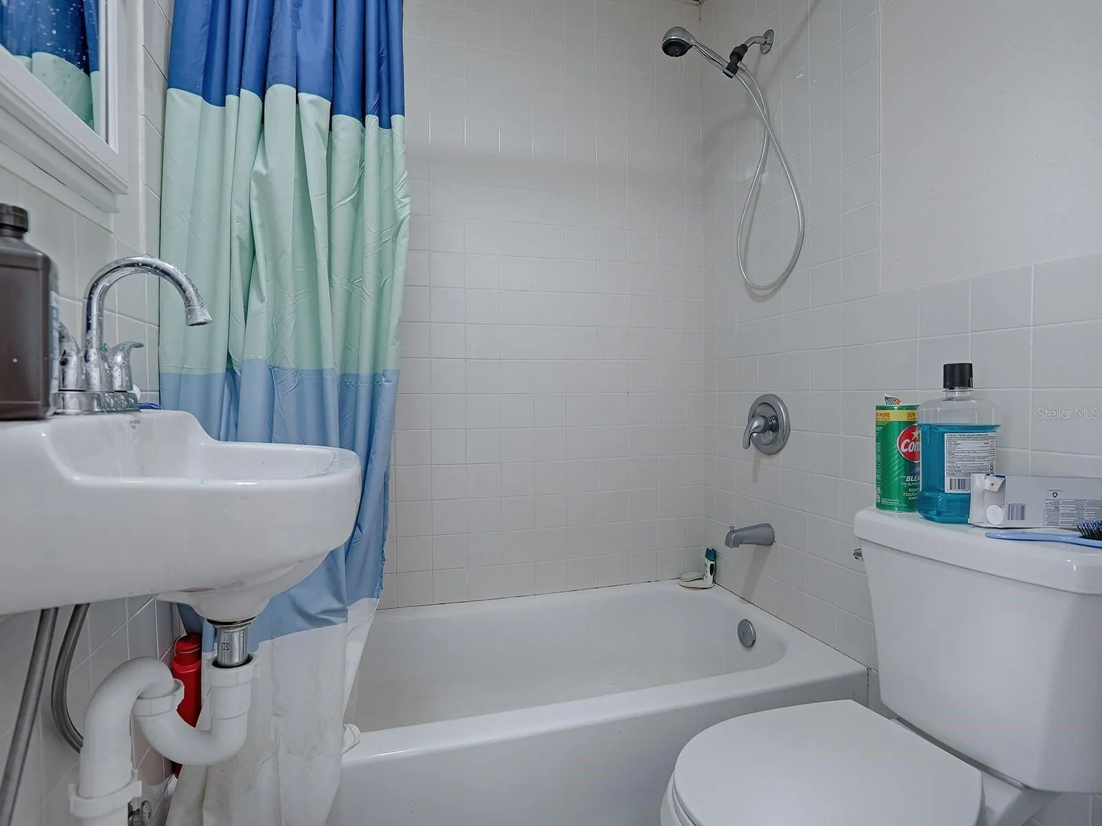 Unit#2_Bathroom