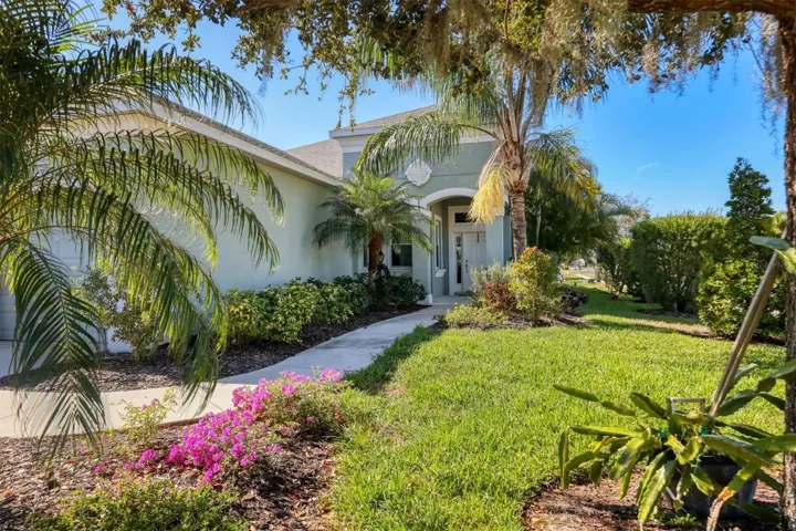 Beautiful Neal built home!