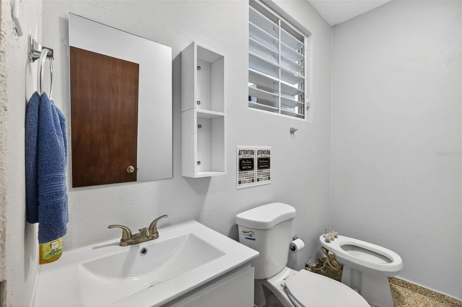2ND FLOOR HALF BATH
