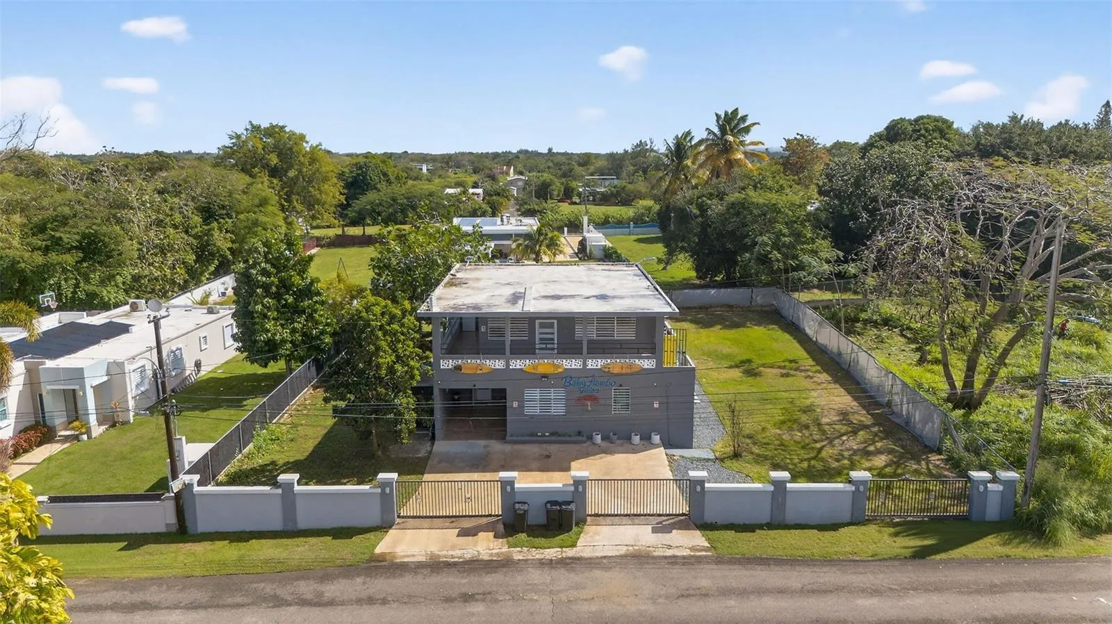 AERIAL VIEWS OF THE HOUSE