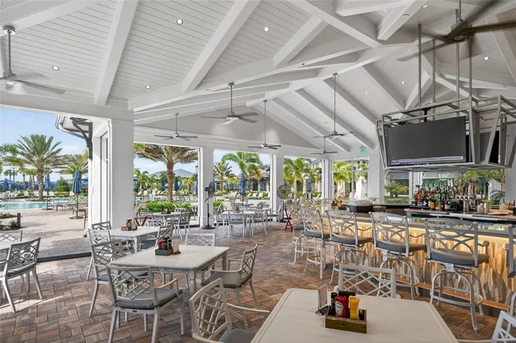 Grill & Bar