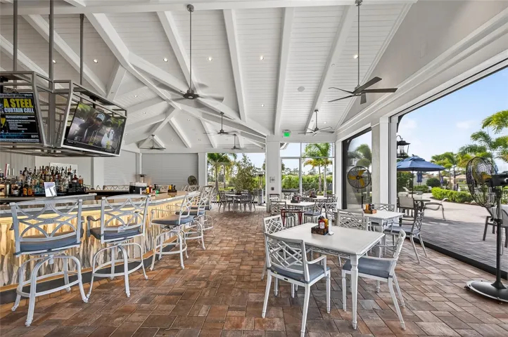 Grill & Bar