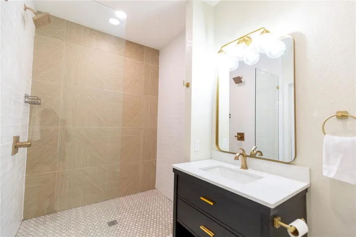 3rd Bedroom Ensuite Bathroom
