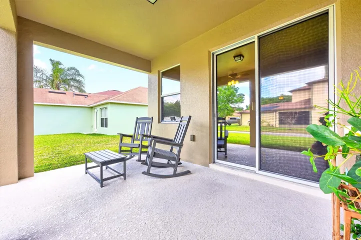 Covered Lanai.