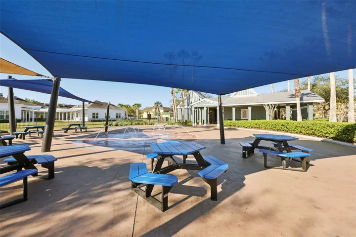Covered seating, splash pad.