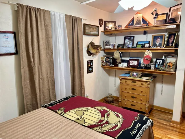 55730 Holiday Cir 3rd Brm 2nd Look