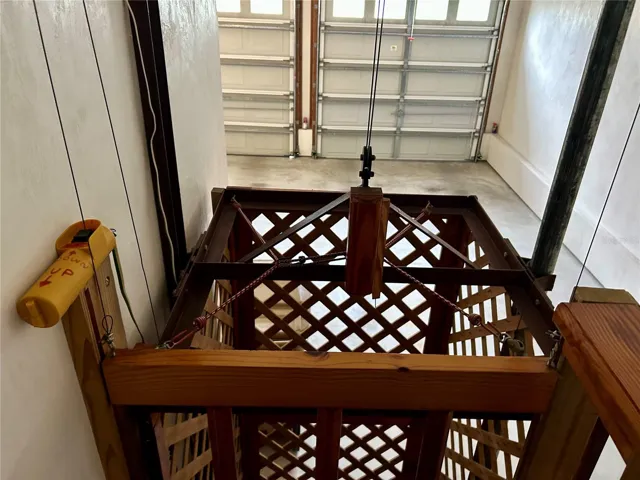 55730 Holiday Cir Garage Elevator (500lb Capicity)