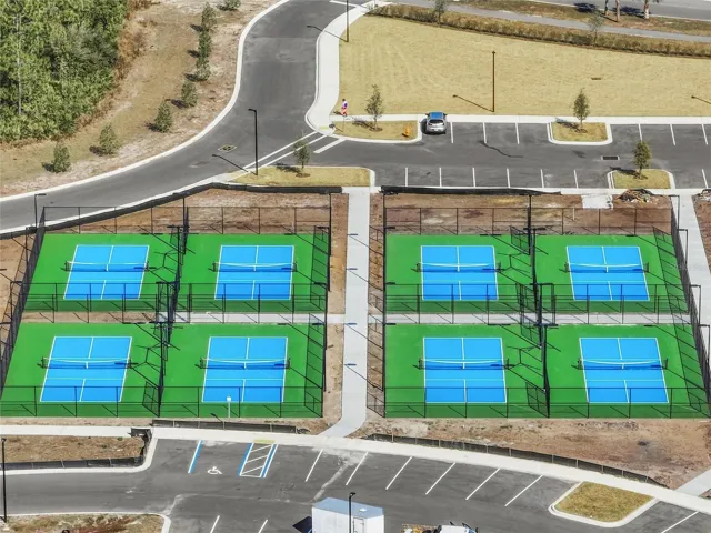 Pickleball Courts!