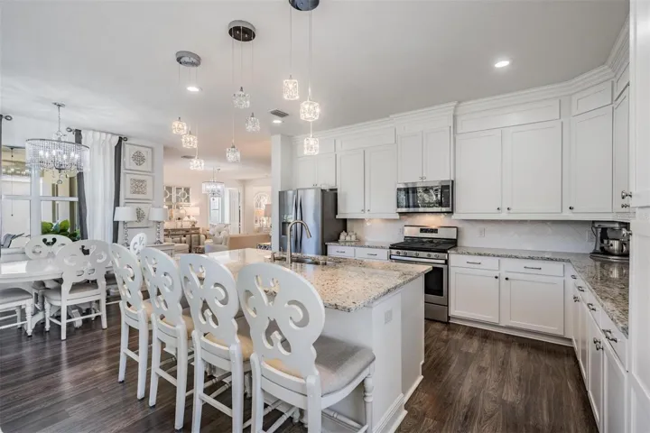 Kitchen is light and bright!