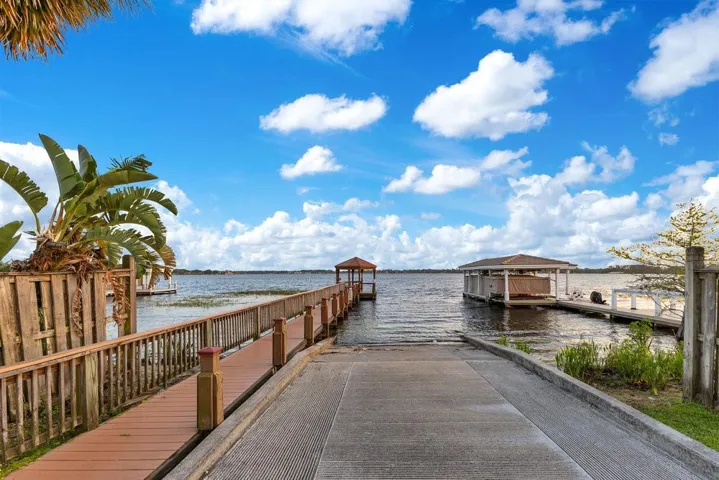 Community Boat Ramp to Lake Down