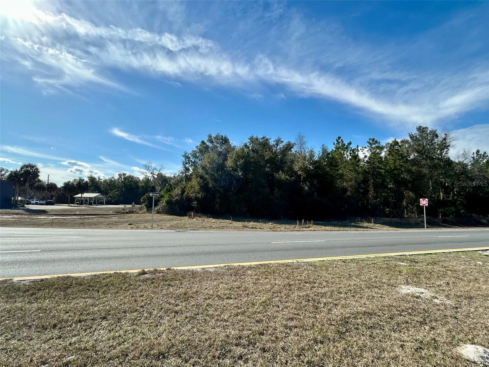 View NW to site from US 19-98