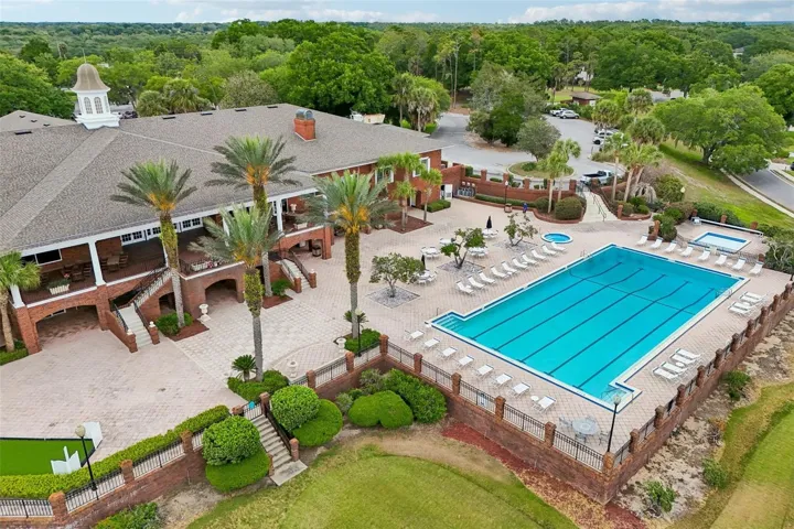 Clubhouse & Resort style  pool