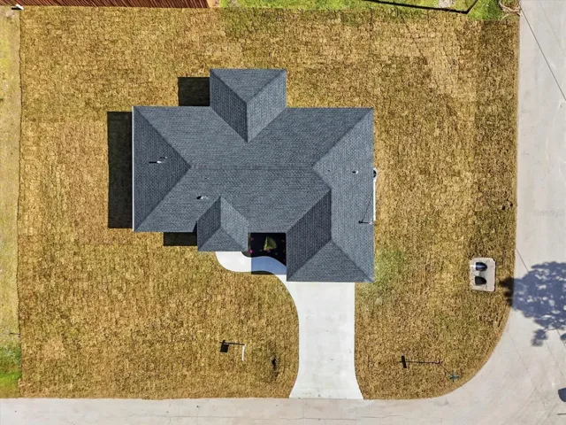 Model of roof 4279 Hogarth Street