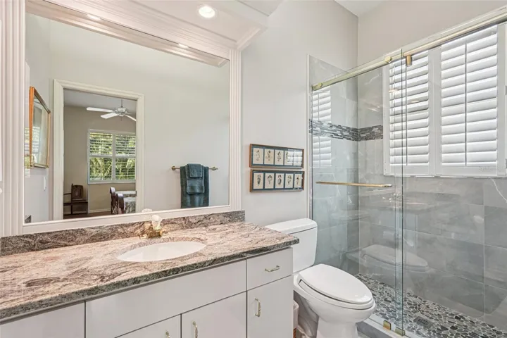 ensuite bath for bedroom #2