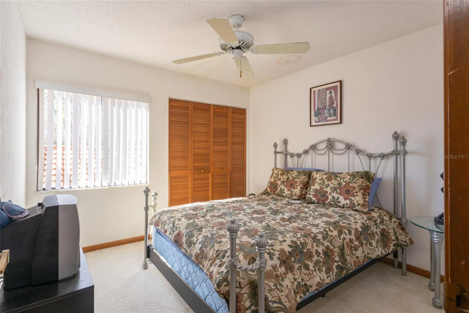 Upstairs Bedroom 2