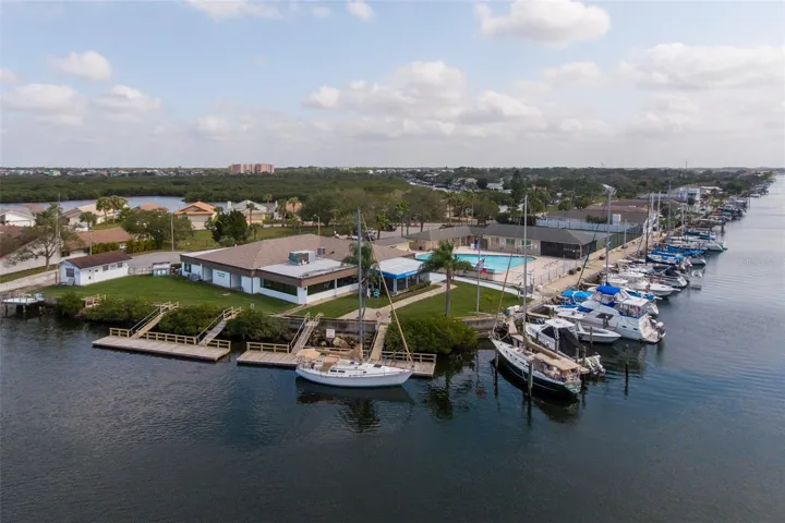 Gulf Harbors Yacht Club