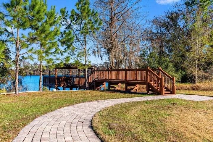Common Park Area Adjacent to Lake Drawdy
