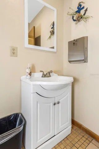 1170