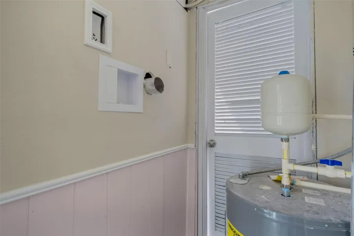 WASHER DRYER AREA