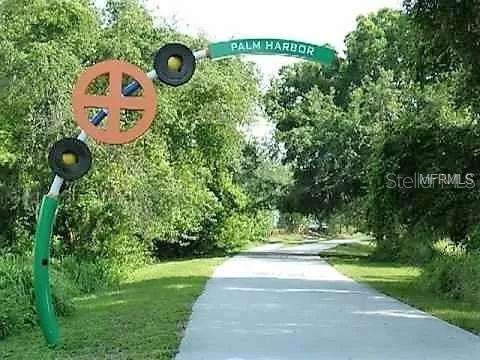 Harbor Club connects to Pinellas Trail