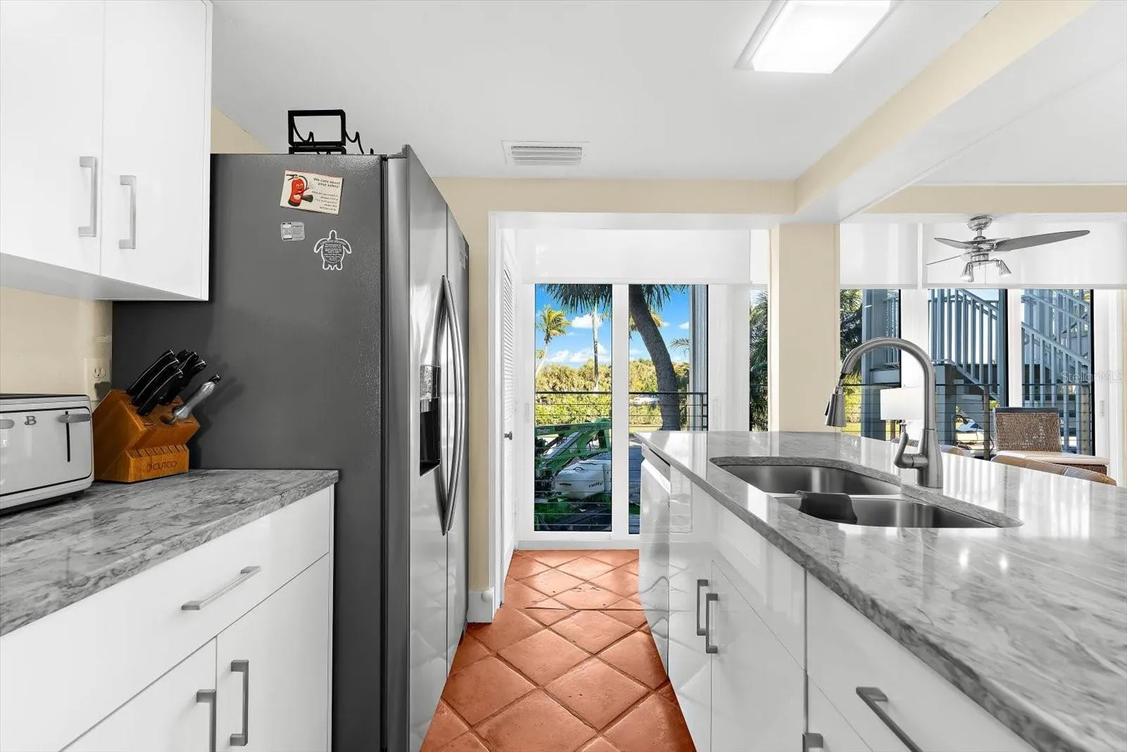 Updated Modern Appliances