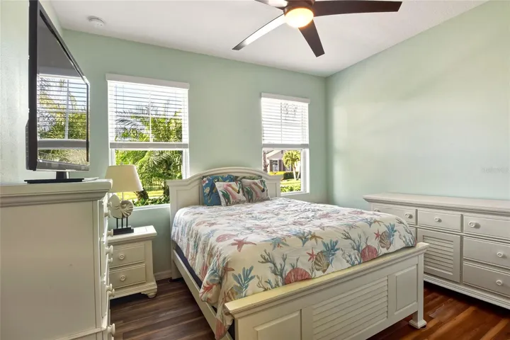 Guest Bedroom #1