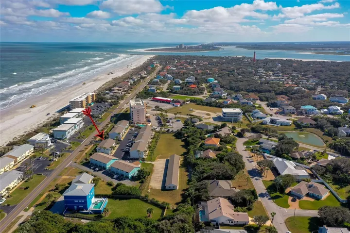 Ponce Inlet lighthouse is top right.