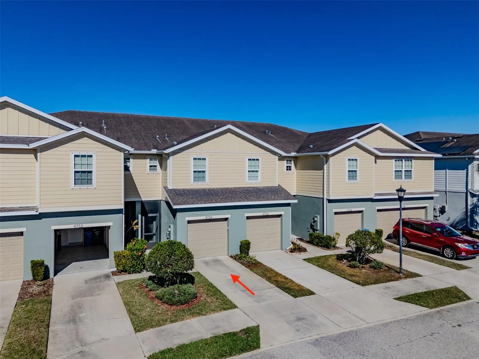 4734 WHITE SANDERLING CT