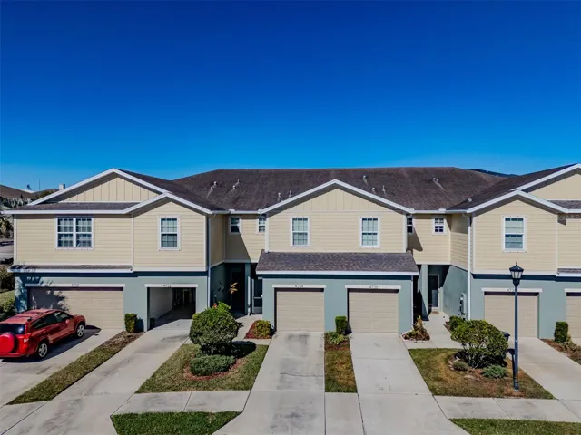 4734 WHITE SANDERLING CT