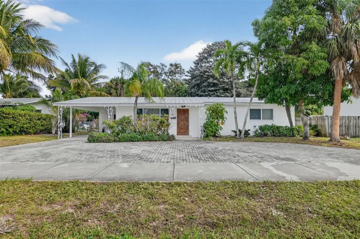 Welcome to 450 NW 12th Ave in SUNNY, WARM BOCA RATON, FL
