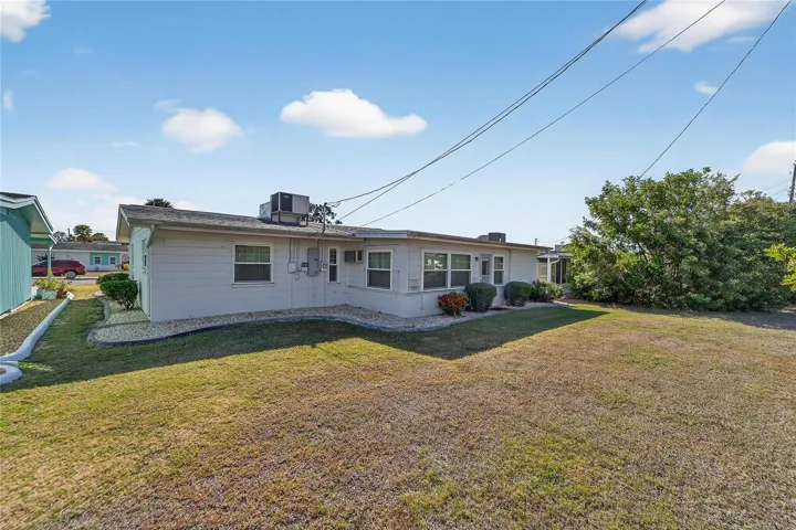 TB8469834 - backyard #6