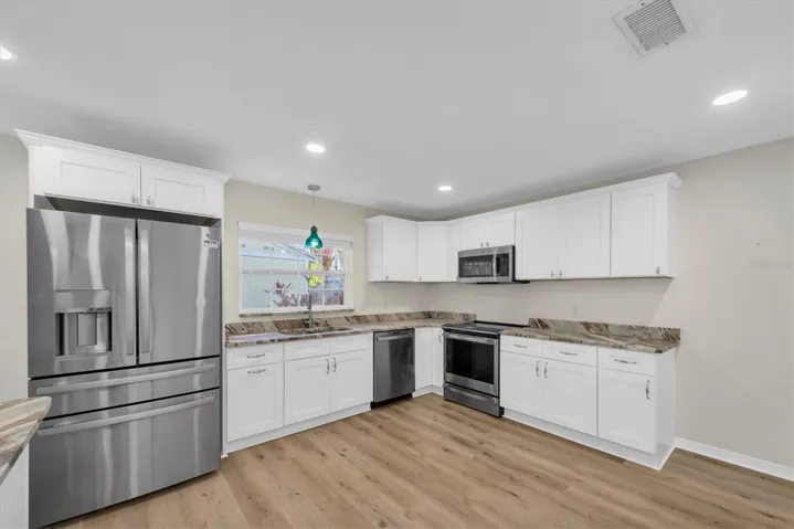 Kitchen 2
