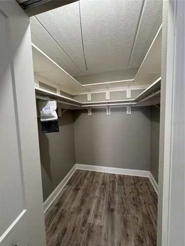 Walk in closet