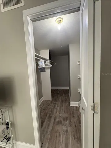Walk in closet