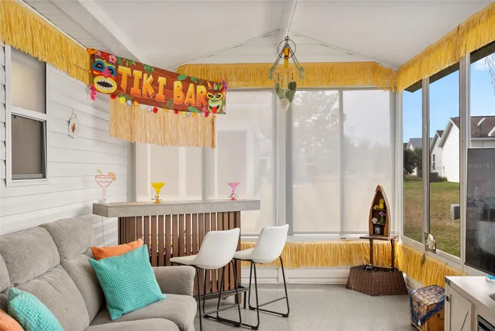 ENCLOSED LANAI - TIKI BAR