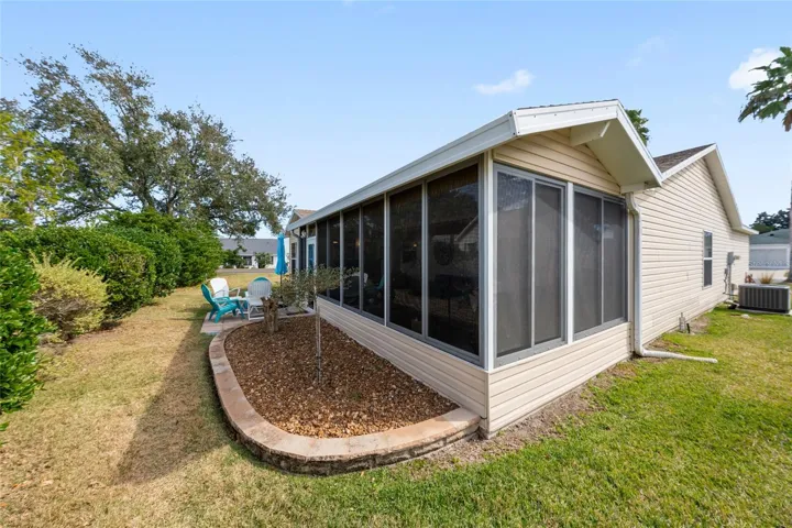 REAR EXTERIOR (Northwest corner)