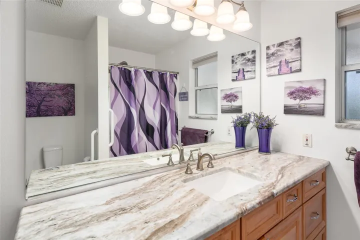 PRIMARY ENSUITE BATHROOM