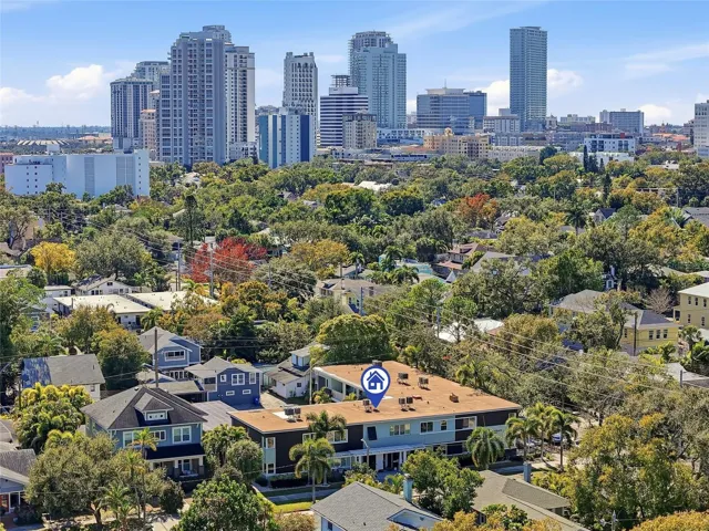 Close to Downtown