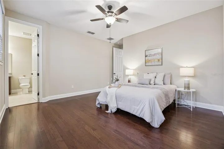 Upstairs Ensuite Bedroom