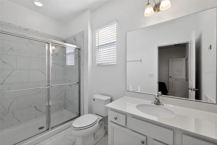 Full Bedroom Suite