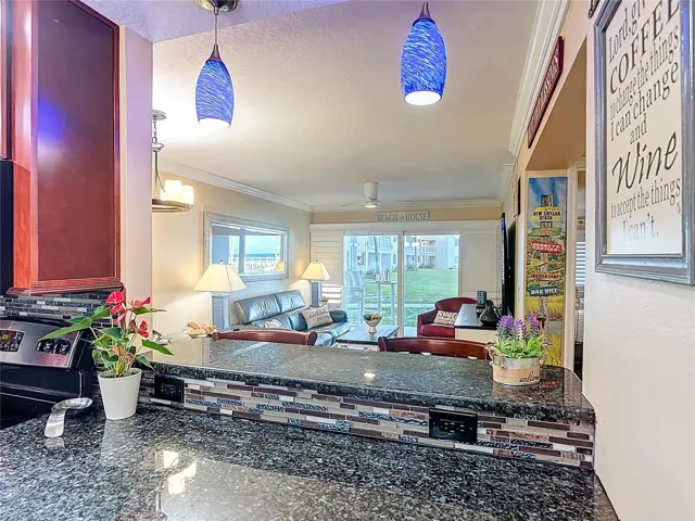BREAKFAST BAR