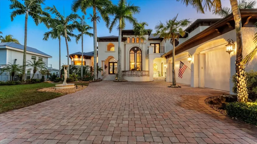 419 Bayview Parkway Nokomis, FL 34275