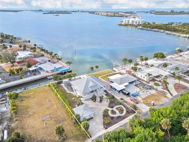 Approximate outline of the property