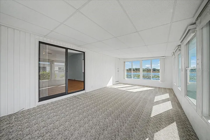 Lanai Waterfront View